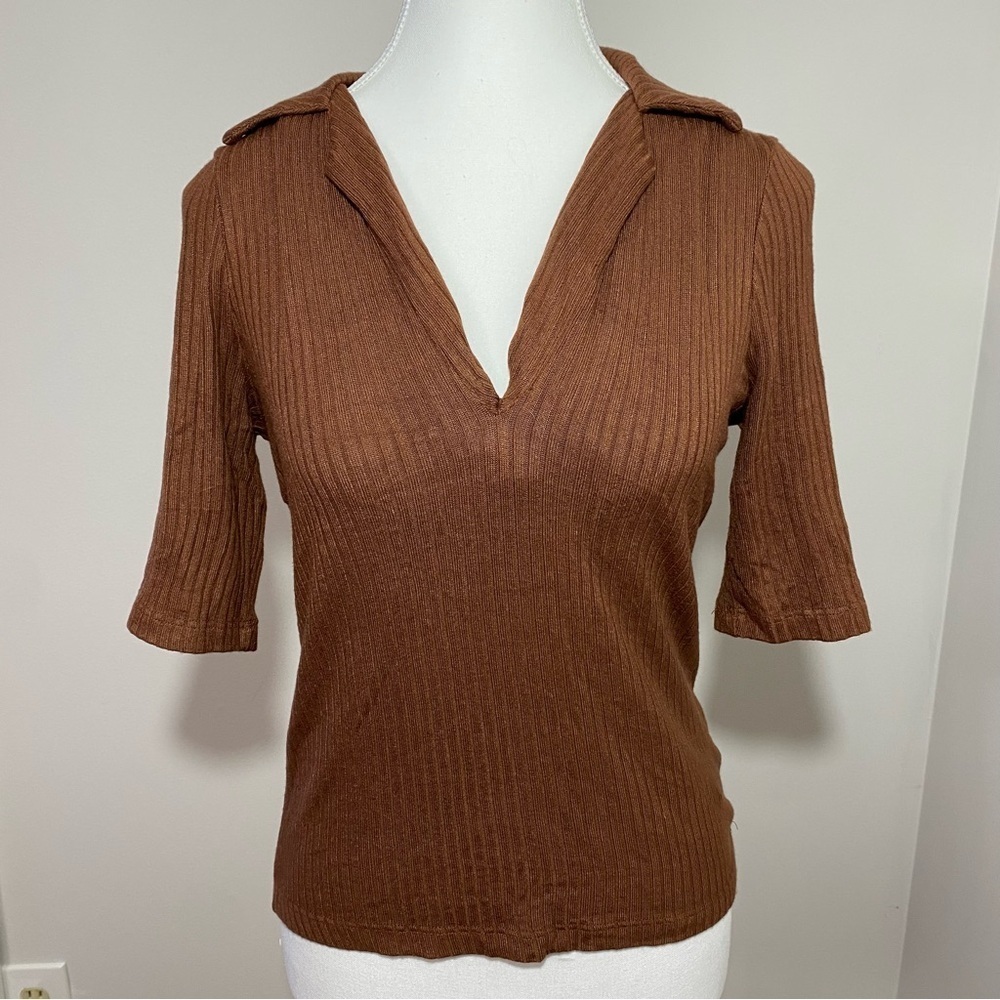 Reformation Chocolate Brown Ribbed V-neck Short Sleeve Top small
